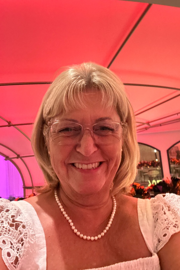 Cruise Brothers Travel Agent Debra Stiffler